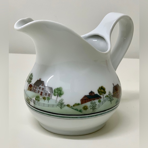 Rare Vintage Discontinued Antique 1978 ESTEE LAUDER PORCELAIN Pitcher - Picture 14 of 16